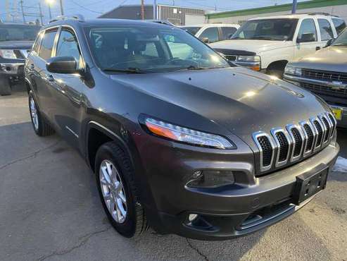 2014 Jeep Cherokee Latitude 4x4 4dr SUV - cars & trucks - by dealer... for sale in Denver , CO