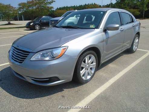 2013 Chrysler 200 LX Automatic - cars & trucks - by dealer - vehicle... for sale in Rocky Mount, NC