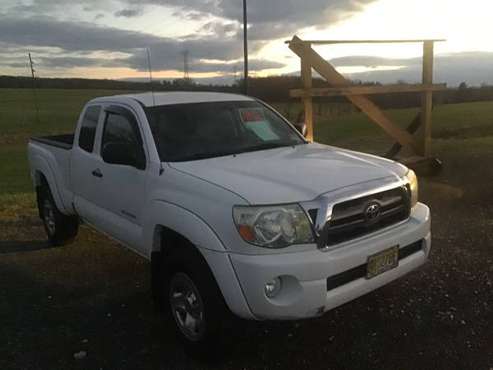 2009 Toyota Tacoma - cars & trucks - by owner - vehicle automotive... for sale in Lambertville, NJ