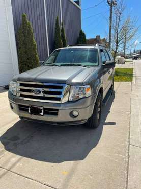 Ford Expedition XLT Sport Utility 4D for sale in Sheboygan, WI