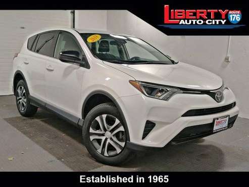 2018 Toyota RAV4 LE Financing Options Available!!! - cars & trucks -... for sale in Libertyville, IL