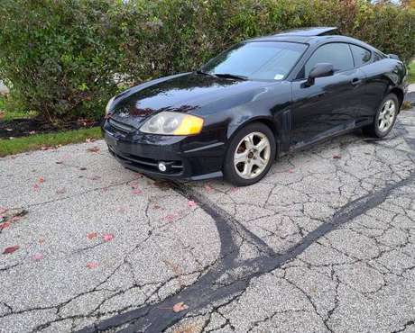 2004 Hyundai Tiburon - cars & trucks - by owner - vehicle automotive... for sale in Massillon, OH