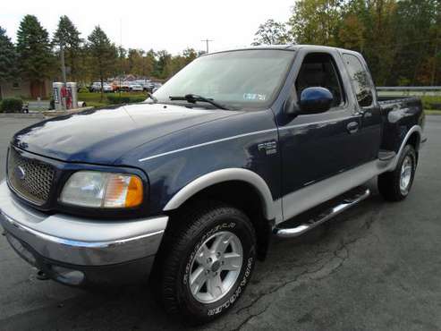 2003 ford f150 lariat fx4 only 69,000 miles for sale in Elizabethtown, PA