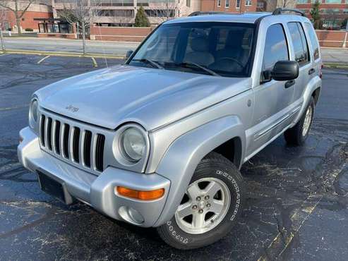 2004 JEEP LIBERTY - cars & trucks - by dealer - vehicle automotive... for sale in Kenosha, WI