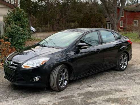2014 Ford Focus SE - cars & trucks - by owner - vehicle automotive... for sale in Pinckney, MI
