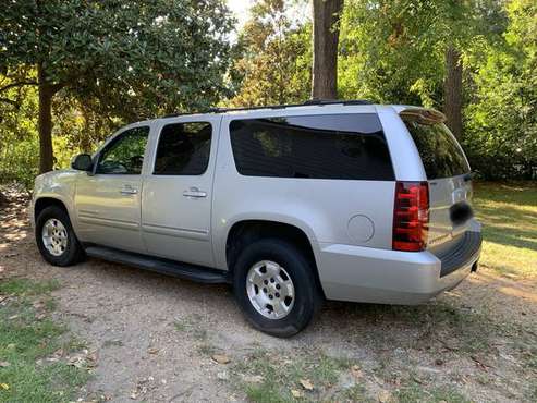 2012 Chevrolet Suburban - cars & trucks - by owner - vehicle... for sale in Crystal Springs, MS