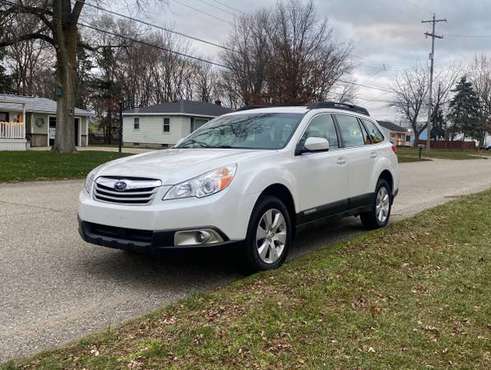 2012 SUBARU OUTBACK***AWD SUV, CLEAN, GREAT ALL WEATHER VEHICLE*** -... for sale in Jenison, MI