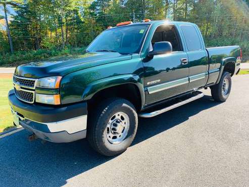 2005 CHEVY SILVERADO 2500HD // HEAVY DUTY EXTRA CAB PICKUP // CLEAN!!! for sale in Hampstead, NH