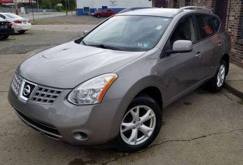 2009 Nissan Rogue SL - AWD Silver Low Miles Loaded Moonroof Mags for sale in New Castle, PA