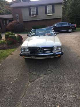 1987 Mercedes 560 SL - cars & trucks - by owner - vehicle automotive... for sale in N.Canton, OH