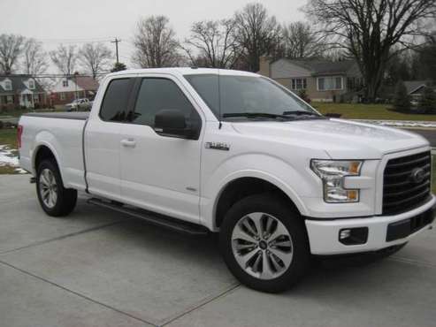 2016 FORD F150 XLT SUPERCAB 4x4 - cars & trucks - by owner - vehicle... for sale in Ft Mitchell, OH