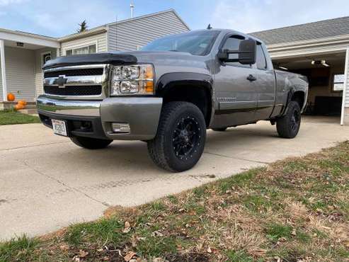 2008 Silverado 1500 - cars & trucks - by owner - vehicle automotive... for sale in Ixonia, WI