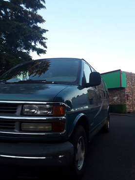 98 chevy express 5 7 v8 for sale in Medford, OR