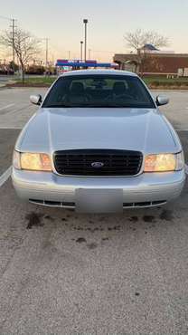 2003 Ford Crown Victoria - Great Condition - cars & trucks - by... for sale in Aurora, IL