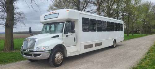 2013 International 40 Pass Shuttle Bus - Diesel - 117k Miles - cars for sale in KY