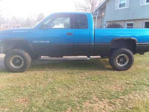 2001 Dodge Ram 1500 - cars & trucks - by owner - vehicle automotive... for sale in South Beloit, IL