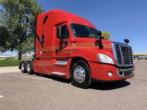 2014 Freightliner CA12564SLP - CA - for sale in Commerce City, CO