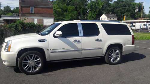 !!Clean!!2007 cadillac escalade esv for sale in Capitol Heights, MD