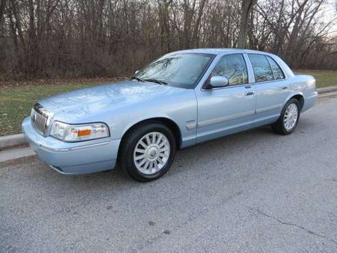 2010 Mercury Grand Marquis LS Ultimate Edition-29,000 MILES! NEW... for sale in West Allis, WI