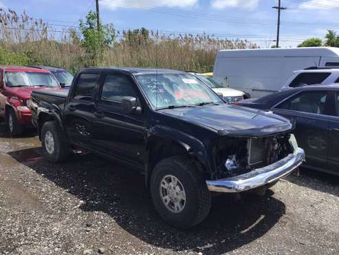 4x4 Chevy Colorado Crew cab Z 71 rust free for sale in New Baltimore, MI