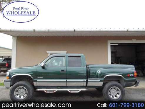 2001 Chevrolet Silverado 1500 LS Ext Cab Short Bed 4WD - cars & for sale in Picayune, MS