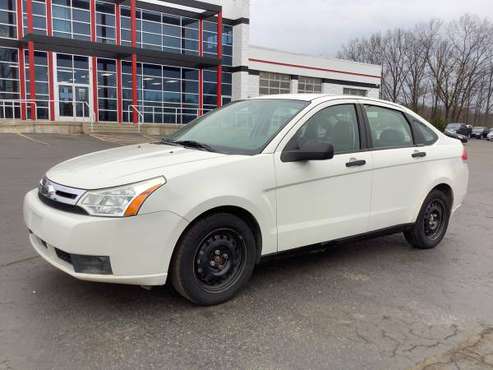 No Accidents! 2009 Ford Focus S! Affordable! - - by for sale in Ortonville, MI