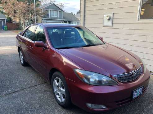 2002 Toyota Camry SE - cars & trucks - by owner - vehicle automotive... for sale in Woodburn, OR