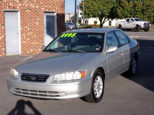 2001 TOYOTA CAMRY XLE - cars & trucks - by dealer - vehicle... for sale in Danville, VA