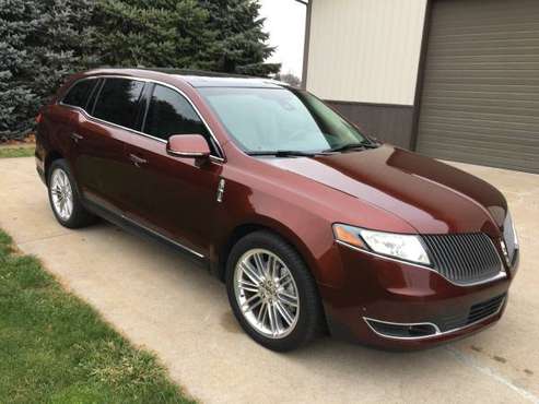 2015 Lincoln MKT - sale pending - cars & trucks - by owner - vehicle... for sale in Rolling Prairie, IN
