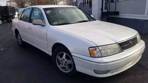 1999 Toyota Avalon XLS (6889) - cars & trucks - by dealer - vehicle... for sale in Worcester, MA