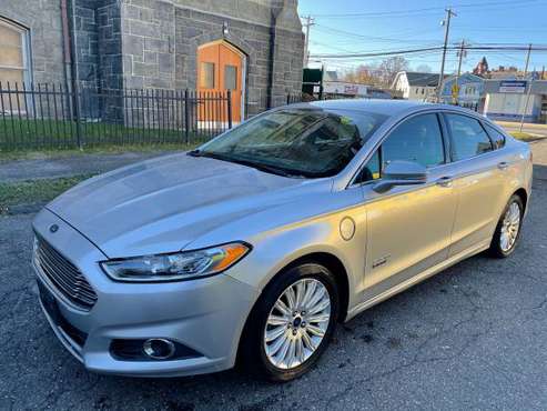 2013 Ford Fusion Energy plug for sale in Bridgeport, NY