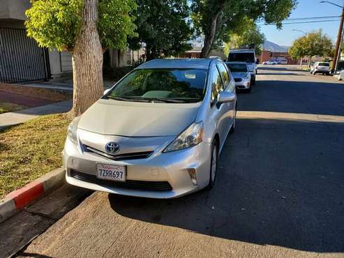2012 Toyota Prius V - cars & trucks - by owner - vehicle automotive... for sale in Glendale, CA
