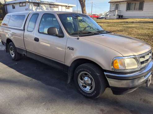 1998 Ford F150 XL 2WD Extended Cab 4.2L v6 - cars & trucks - by... for sale in Minneapolis, MN