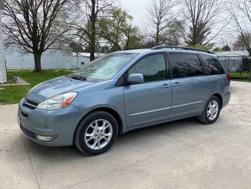 2004 Toyota Sienna XLE Limited for sale in Arlington, NE