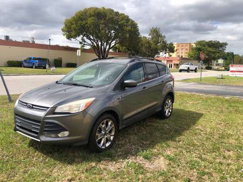2014 Ford Escape SE 4WD 4 Cylinder Great deal - - by for sale in Miami, FL