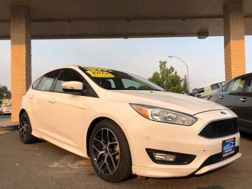 ** 2015 FORD FOCUS ** HATCHBACK - cars & trucks - by dealer -... for sale in Anderson, CA