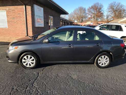 2009 TOYOTA COROLLA LE - cars & trucks - by dealer - vehicle... for sale in Gladstone, MO