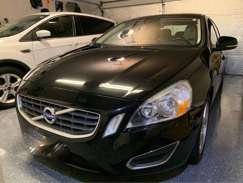 2012 Volvo S60 T5 Only 80k miles - cars & trucks - by owner -... for sale in Palos Park, IL