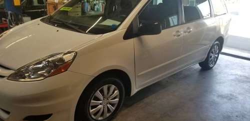 2010 TOYOTA SIENNA VAN LE - cars & trucks - by dealer - vehicle... for sale in Albany ny 12205, NY
