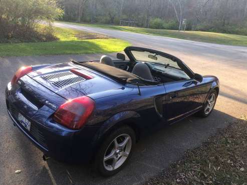 2000 Toyota MR2 Spyder - cars & trucks - by owner - vehicle... for sale in Hebron, OH