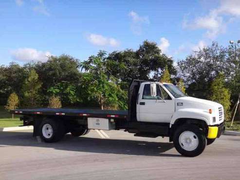 2001 GMC Tow truck for sale in Memphis, TN