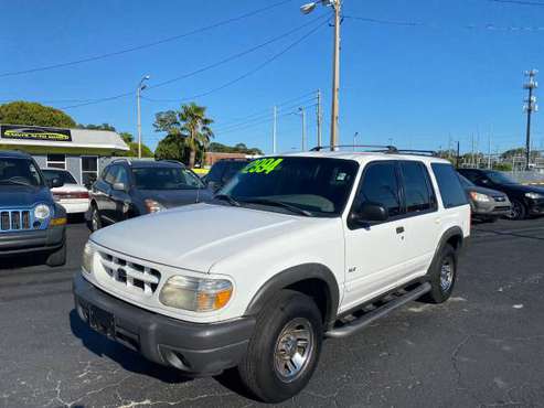 2000 Ford Explorer XLS Runs Good Cold AC - - by for sale in SAINT PETERSBURG, FL