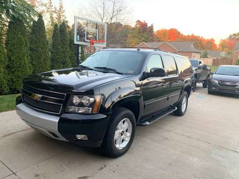 Suburban 1500 Z71 Off-road Package for sale in Fort Gratiot, MI