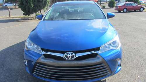 2017 Toyota Camry SE - cars & trucks - by dealer - vehicle... for sale in Portland, OR
