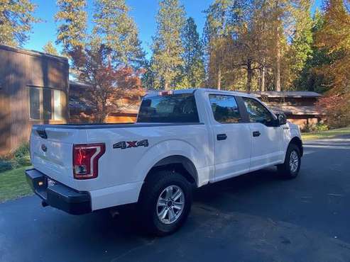 2017 Ford F150 SuperCrew 4x4 - Like new 3.5L V6 - cars & trucks - by... for sale in Cedar Ridge, CA