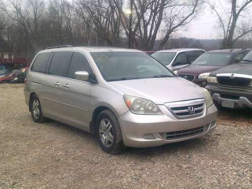 2005 Honda Odyssey EX w/Leather SPORTS VAN - - by for sale in Cleves, OH