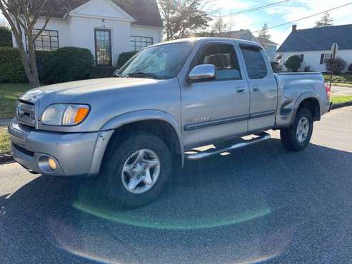 2003 TOYOTA TUNDRA SR5 4WD!! - cars & trucks - by owner - vehicle... for sale in Bridgeport, CT