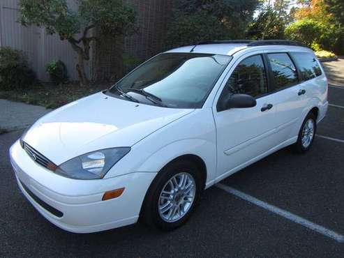 2003 Ford Focus SE - cars & trucks - by dealer - vehicle automotive... for sale in Shoreline, WA