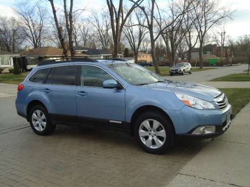 2011 Subaru Outback AWD 4 Cylinder - cars & trucks - by owner -... for sale in Hillside, IL