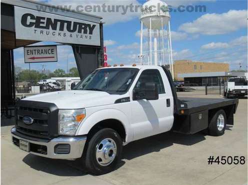 2014 Ford F350 Super Duty Regular Cab & Chassis XL Cab & Cha - cars for sale in Grand Prairie, TX